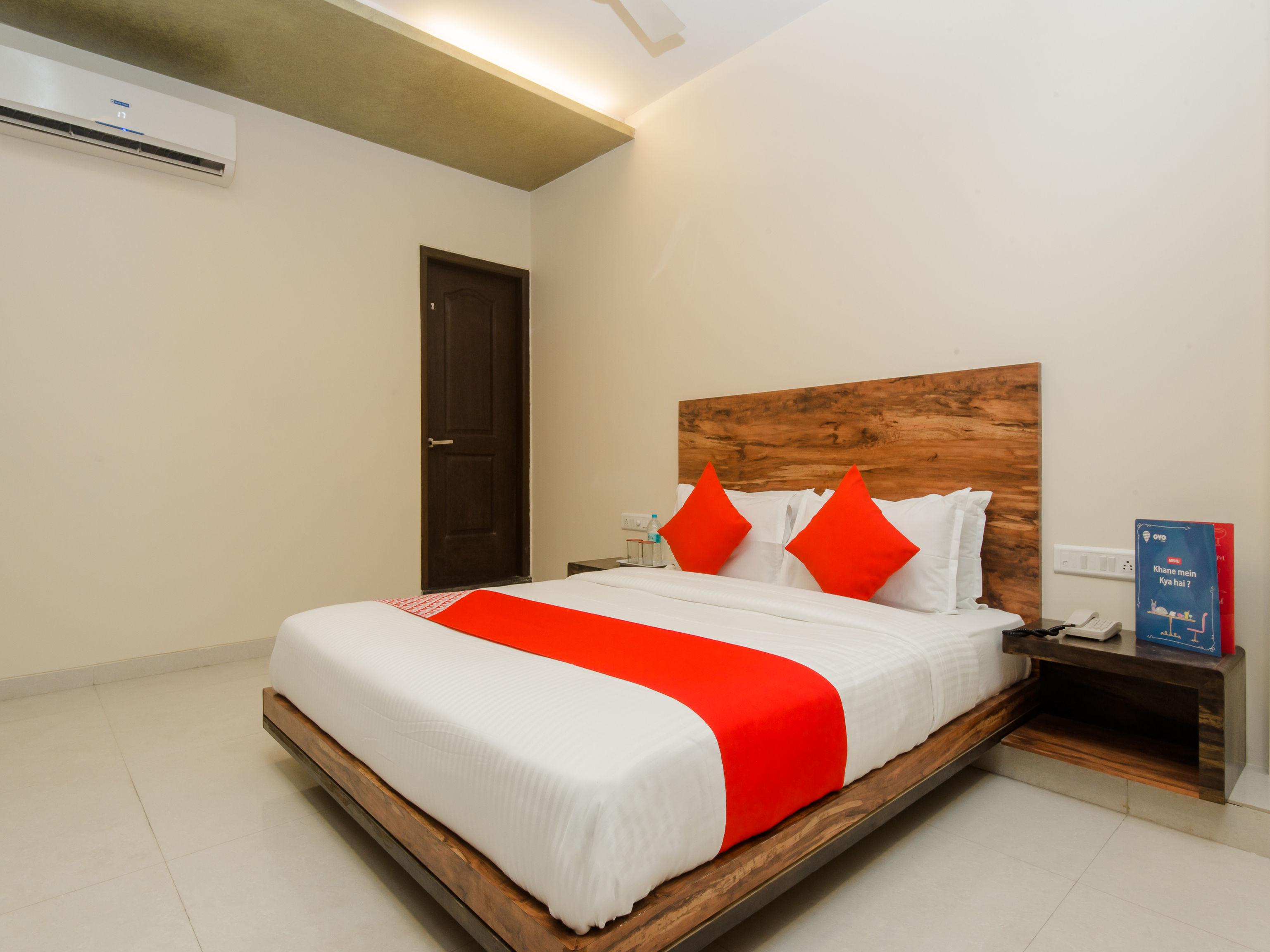 Hotel Sai Comforts Bapane Exterior photo