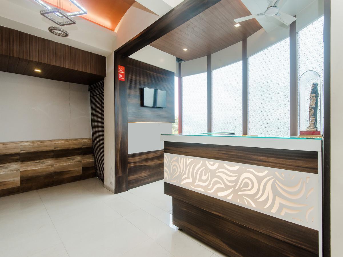 Hotel Sai Comforts Bapane Exterior photo